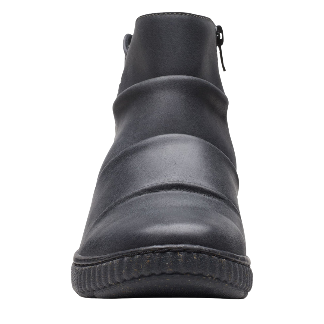 Clarks - Women's Caroline Rae Ankle Boot - Black Leather