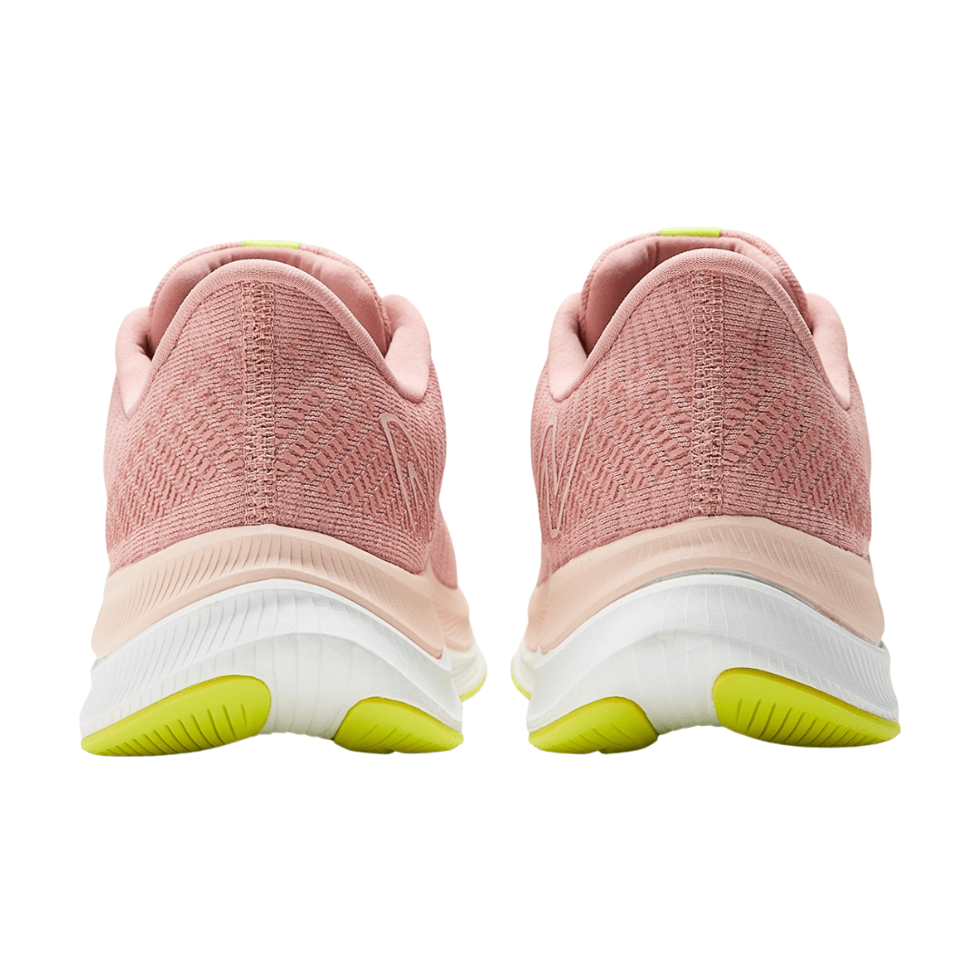 New Balance - Women's FuelCell Propel v4 'Pink Moon Thirty Watt' - Pink Moon / Quartz Pink / Thirty Watt