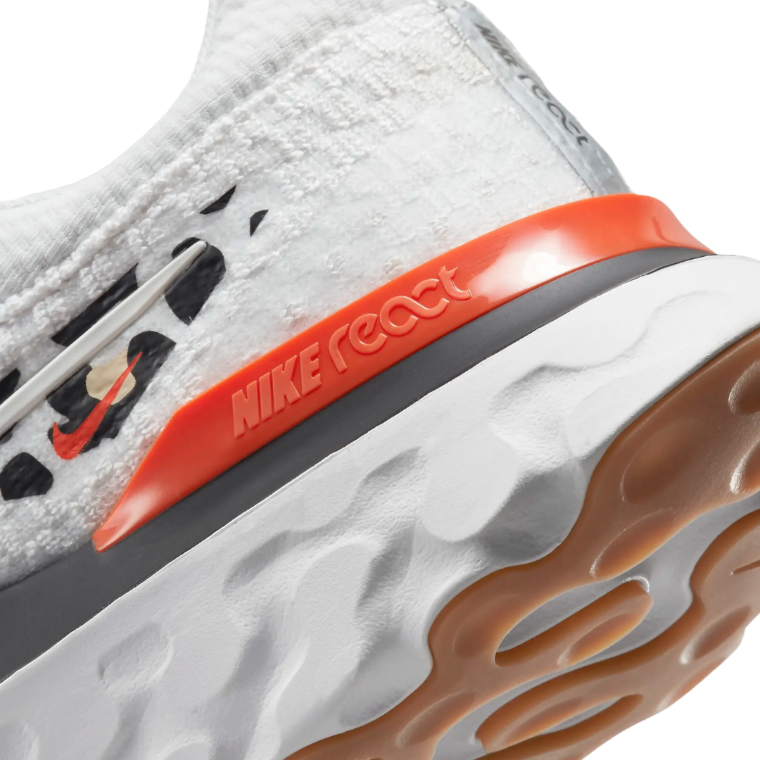 Nike - Women's React Infinity Run Flyknit 3 'Leopard' - Platinum Tint / Team Orange / Black / Metallic Summit White